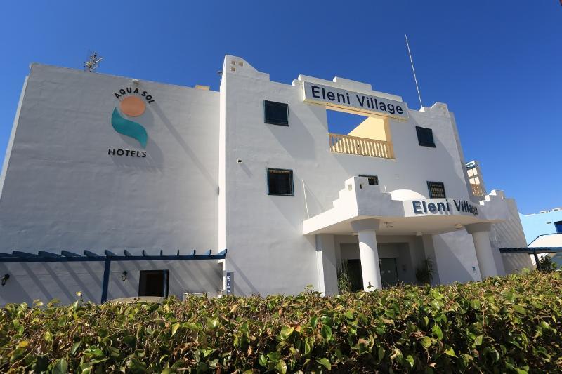 Eleni Hotel Paphos Exterior photo